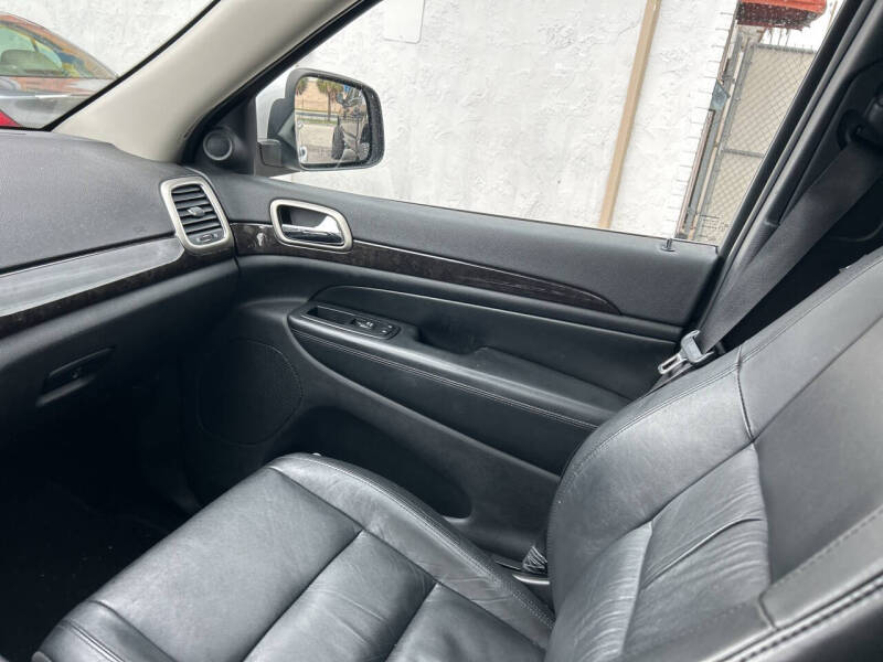 2012 Jeep Grand Cherokee Laredo X