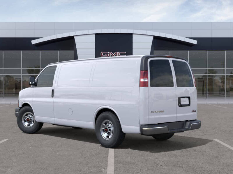 2026 GMC Savana 2500