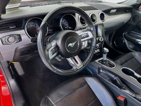 2021 Ford Mustang EcoBoost Premium
