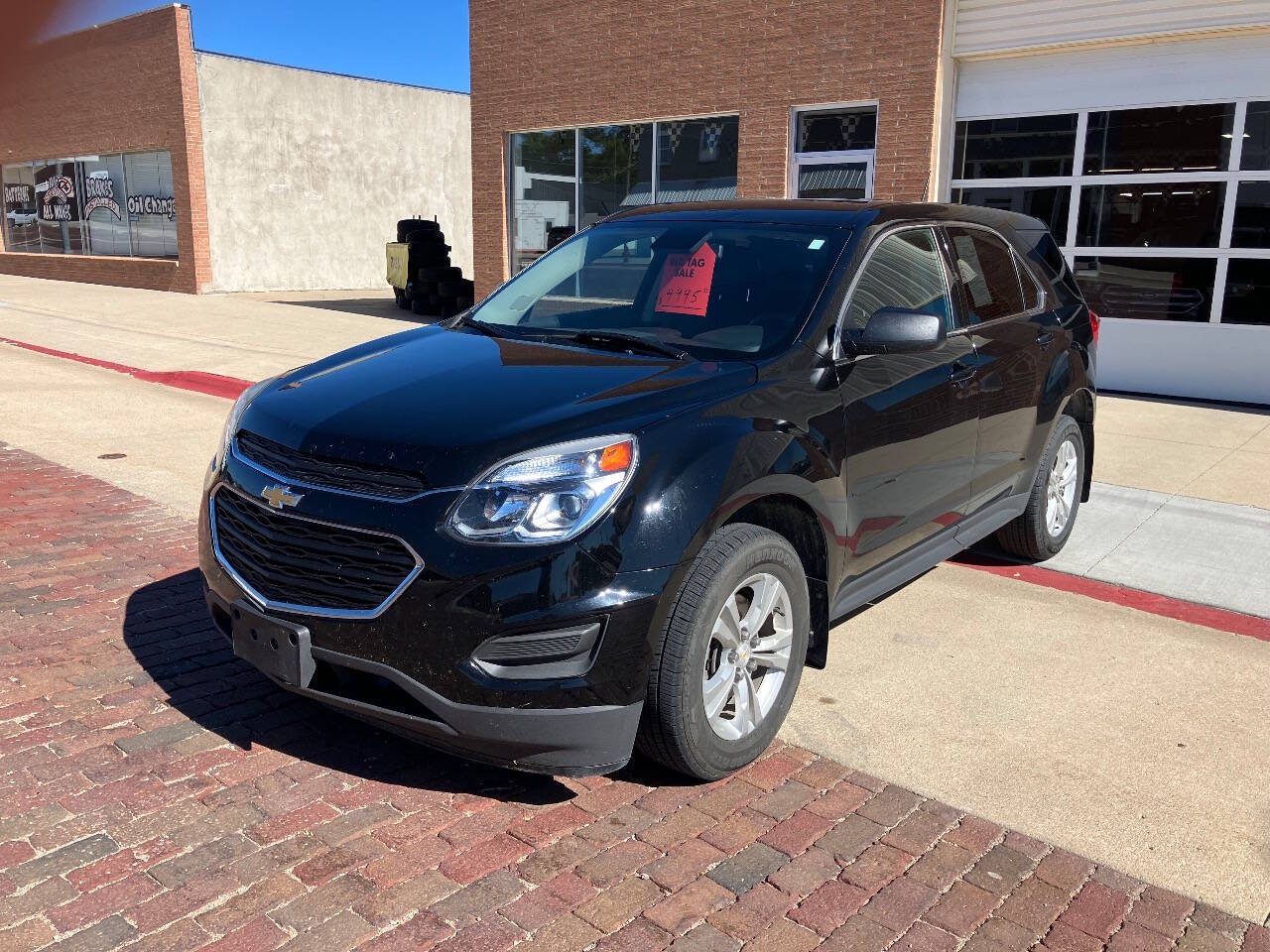 Black 2017 Chevrolet Equinox LS FWD SUV / Crossover Front-Wheel Drive 6-Speed Automatic