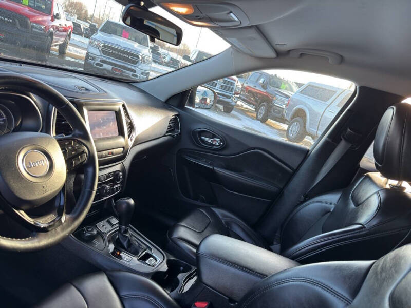 2020 Jeep Cherokee Altitude