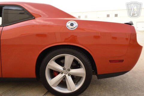 2008 Dodge Challenger SRT8
