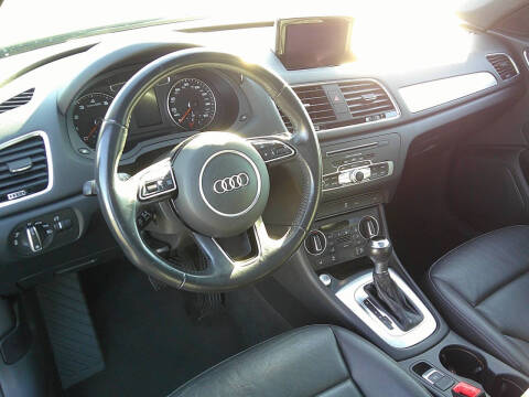 2016 Audi Q3 2.0T quattro Premium Plus