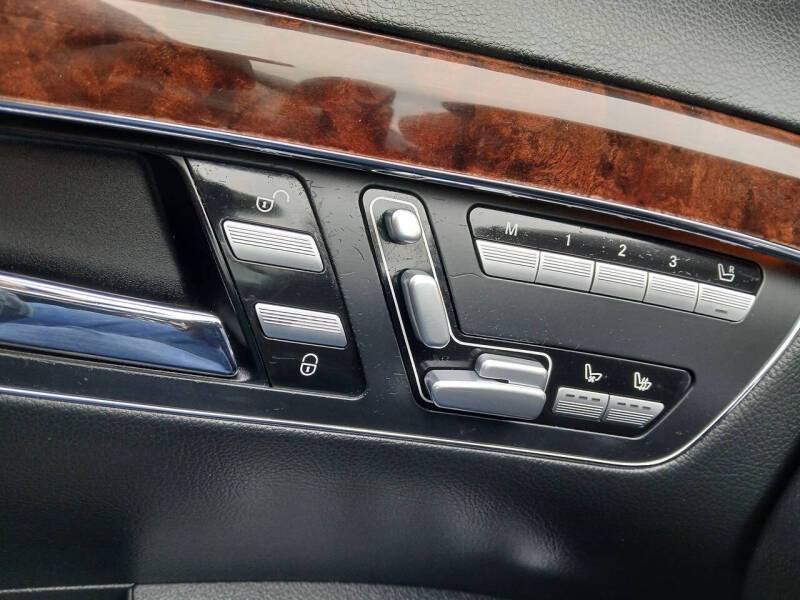 2012 Mercedes-Benz S-Class S 550 4MATIC