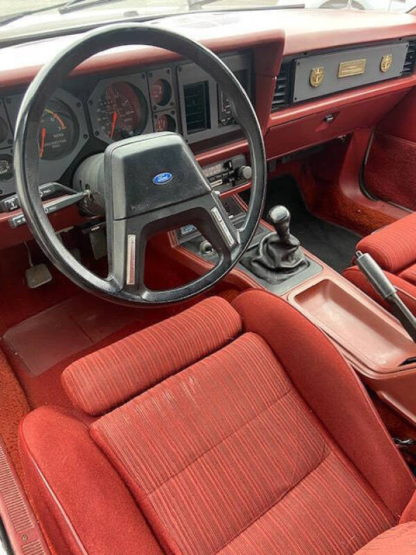 1984 Ford Mustang GT