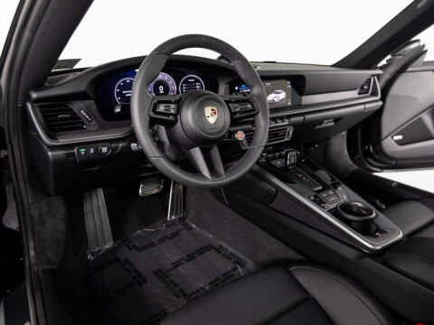 2025 Porsche 911 Carrera