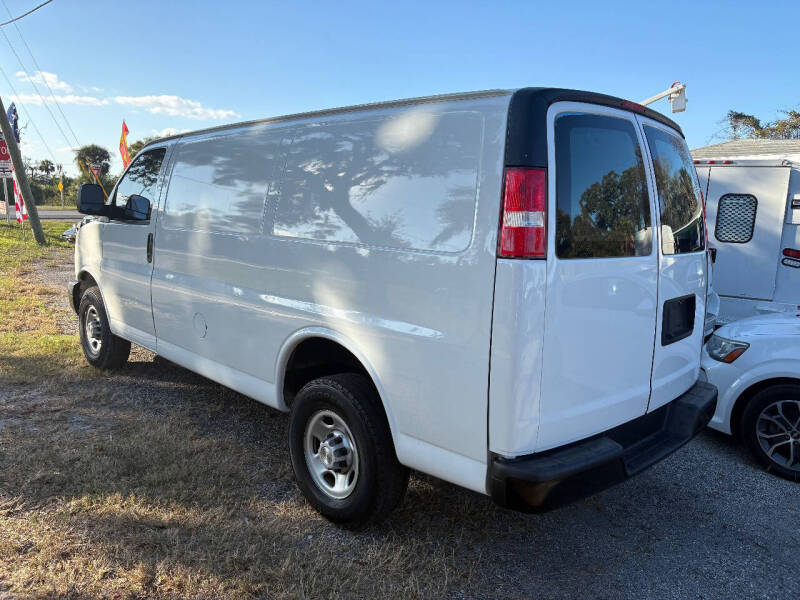 2021 Chevrolet Express 2500