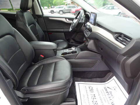 2022 Ford Escape SEL