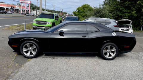 2015 Dodge Challenger SXT