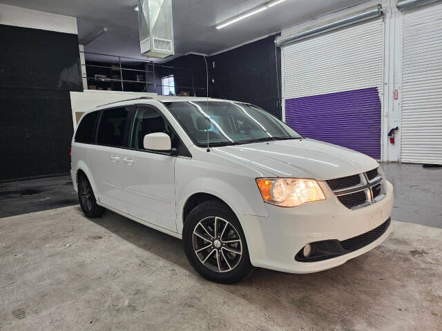 2017 Dodge Grand Caravan for sale at PK AUTO GROUP in Las Vegas, NV