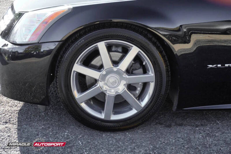 2005 Cadillac XLR