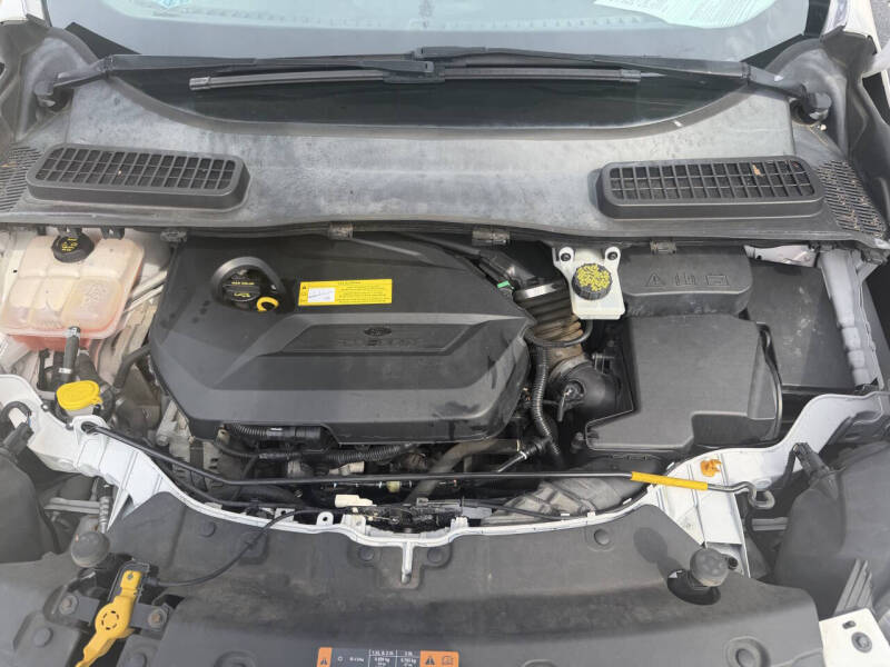 2016 Ford Escape SE