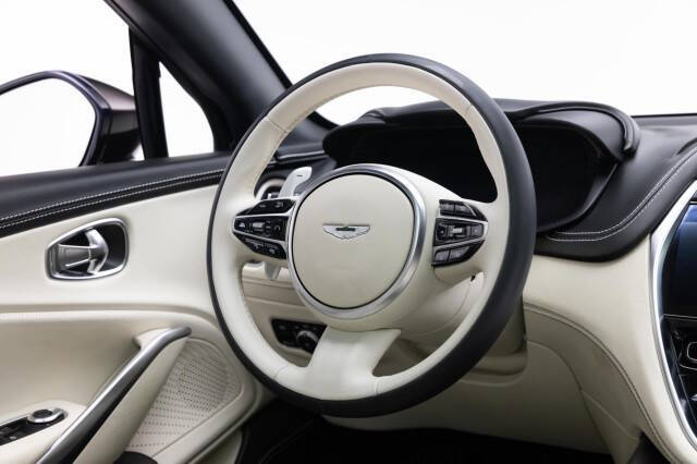 2021 Aston Martin DBX