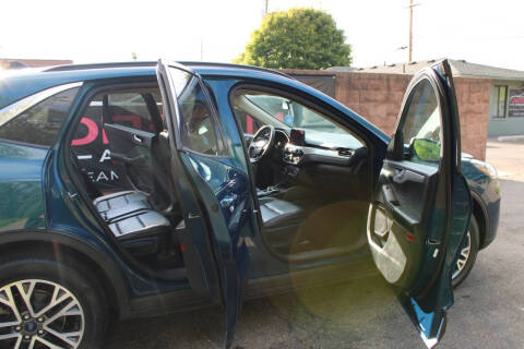 2020 Ford Escape SEL