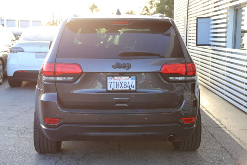 Used 2015 Jeep Grand Cherokee Limited with VIN 1C4RJEBG9FC242403 for sale in Los Angeles, CA