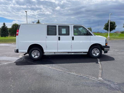 2024 Chevrolet Express 2500