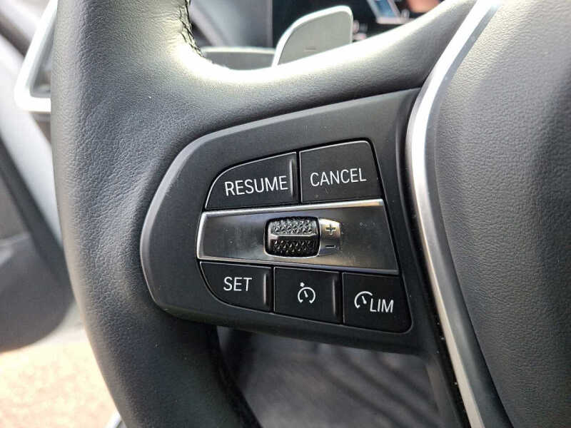 2023 BMW 3 Series 330i xDrive