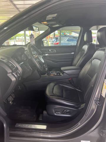 2018 Ford Explorer Limited
