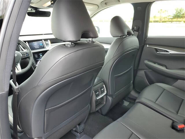 2025 Infiniti QX50 Luxe