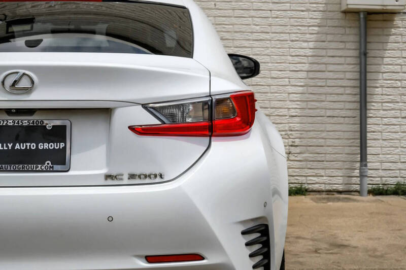 2016 Lexus RC 200t