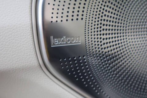 2019 Genesis G90