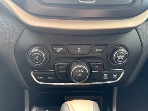 2017 Jeep Cherokee Latitude