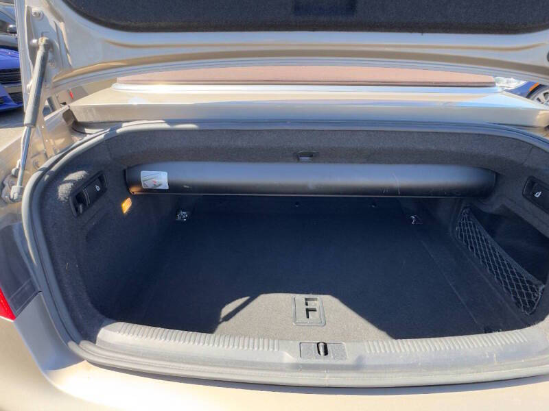 2011 Audi A5 2.0T Premium Plus