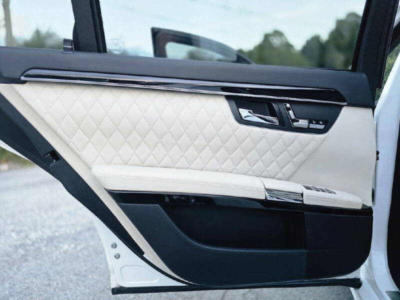 2008 Mercedes-Benz S-Class S 65 AMG