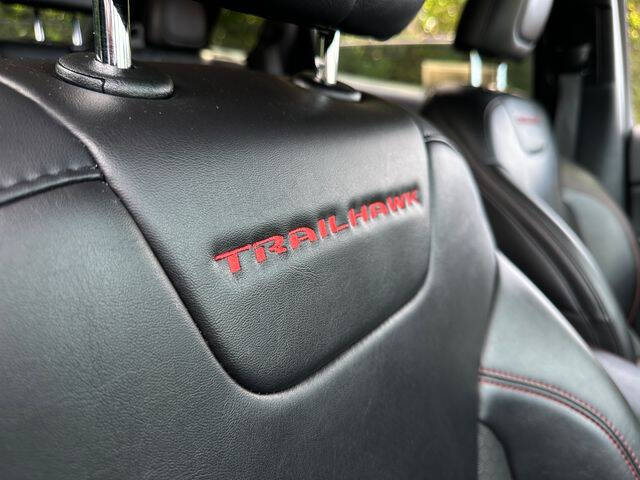 2020 Jeep Cherokee Trailhawk