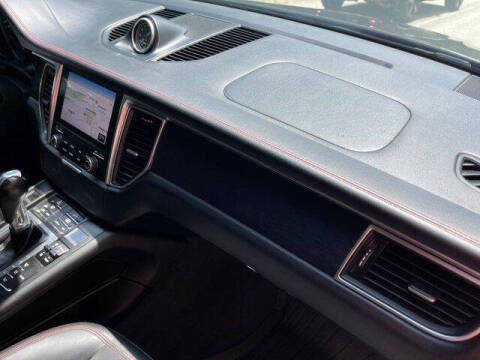 2017 Porsche Macan GTS