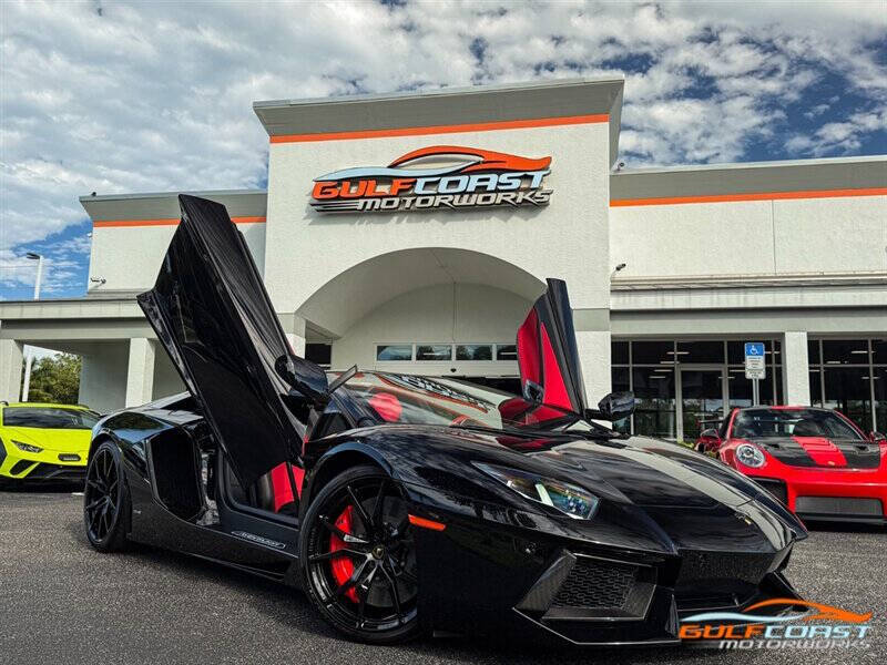 2016 Lamborghini Aventador LP 700-4