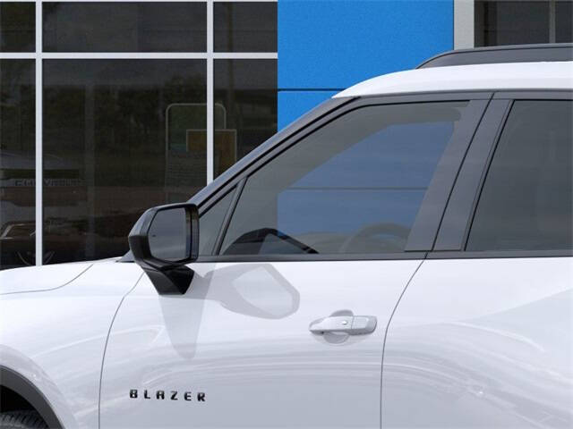 2025 Chevrolet Blazer LT