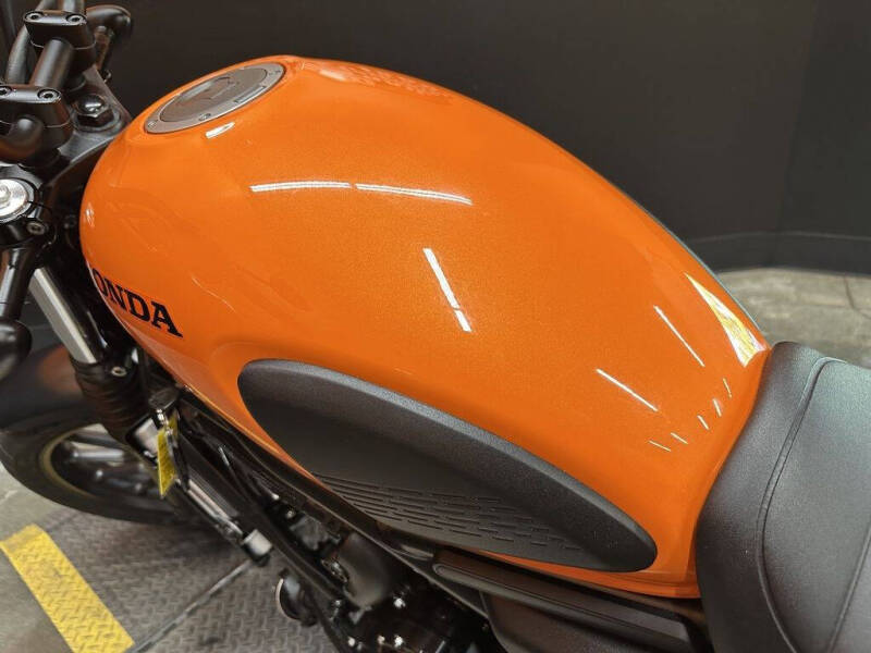 2023 Honda SCL500