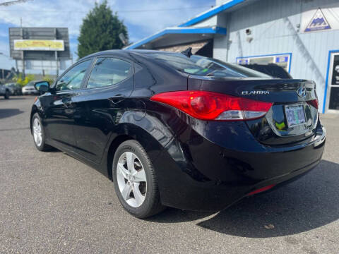 2012 Hyundai Elantra
