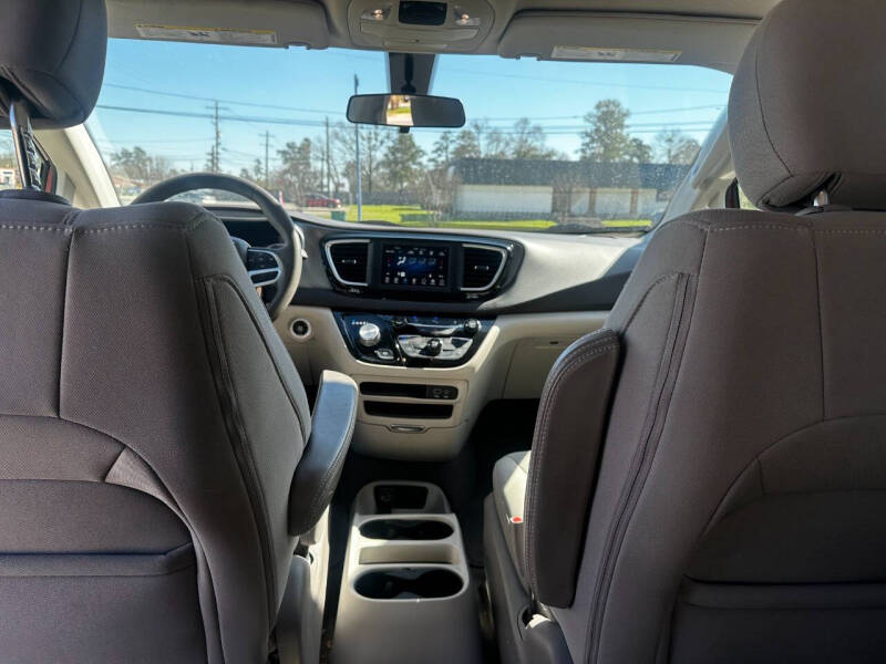 2019 Chrysler Pacifica LX