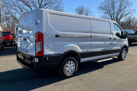 2024 Ford E-Transit 350
