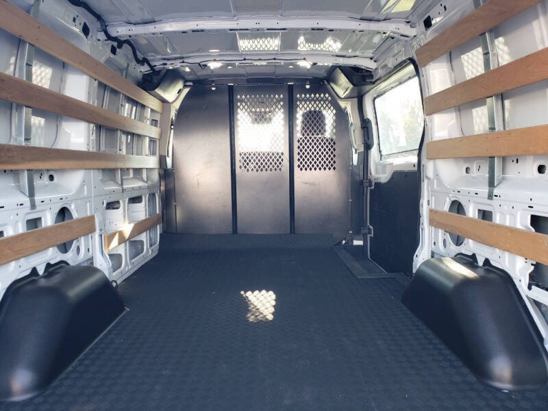 2024 Ford Transit 250