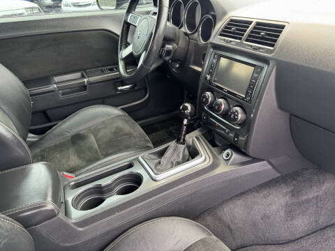 2010 Dodge Challenger SRT8