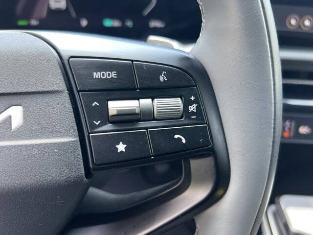 2025 Kia EV6 Light