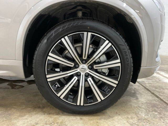 2025 Volvo XC90 B5 Core Bright Theme