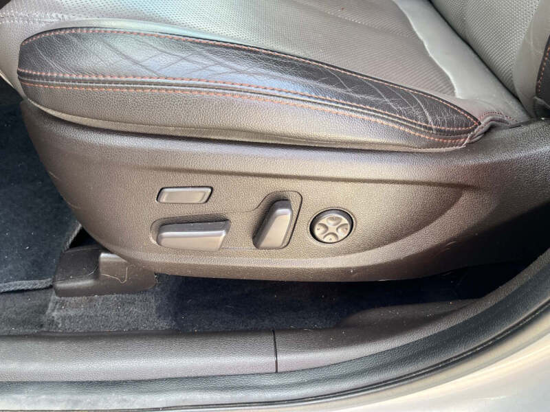 2019 Hyundai Santa Fe Ultimate 2.4L