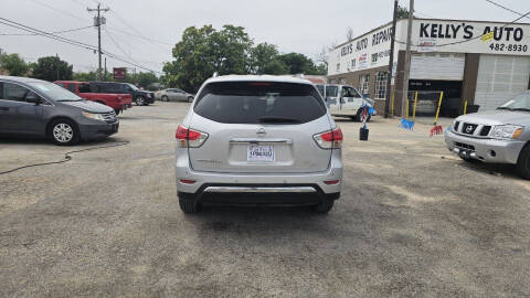 2015 Nissan Pathfinder SV