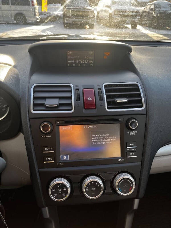 2016 Subaru Forester 2.5i