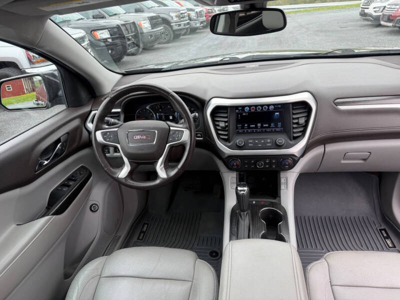 2017 GMC Acadia SLT-1