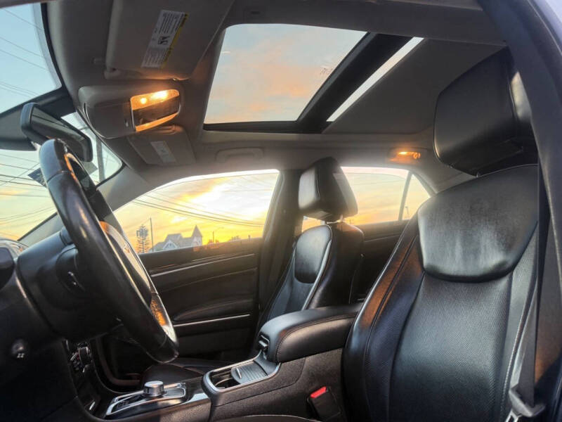 2019 Chrysler 300 Limited