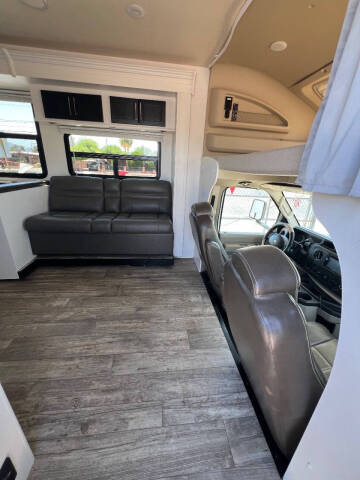 2018 Entegra Coach Odyssey 29V