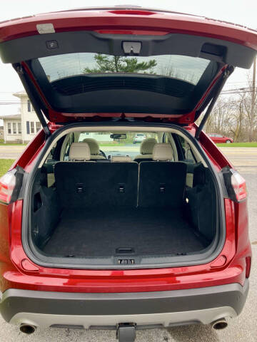 2019 Ford Edge Titanium