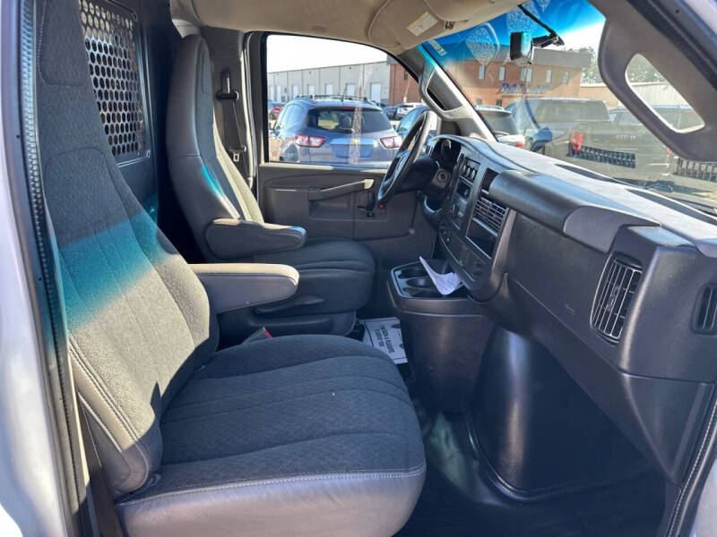 2020 Chevrolet Express 2500