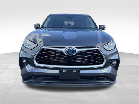 2023 Toyota Highlander Hybrid LE