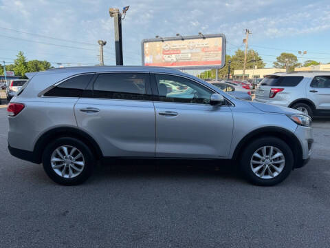 2017 Kia Sorento LX